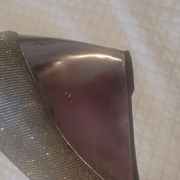 Bandolino peep toe sparkly silver wedges - Picture 5 of 10